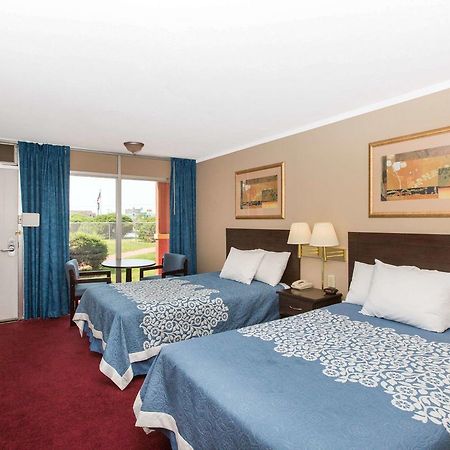 Americas Best Value Inn St. Joseph At I-29 Buitenkant foto