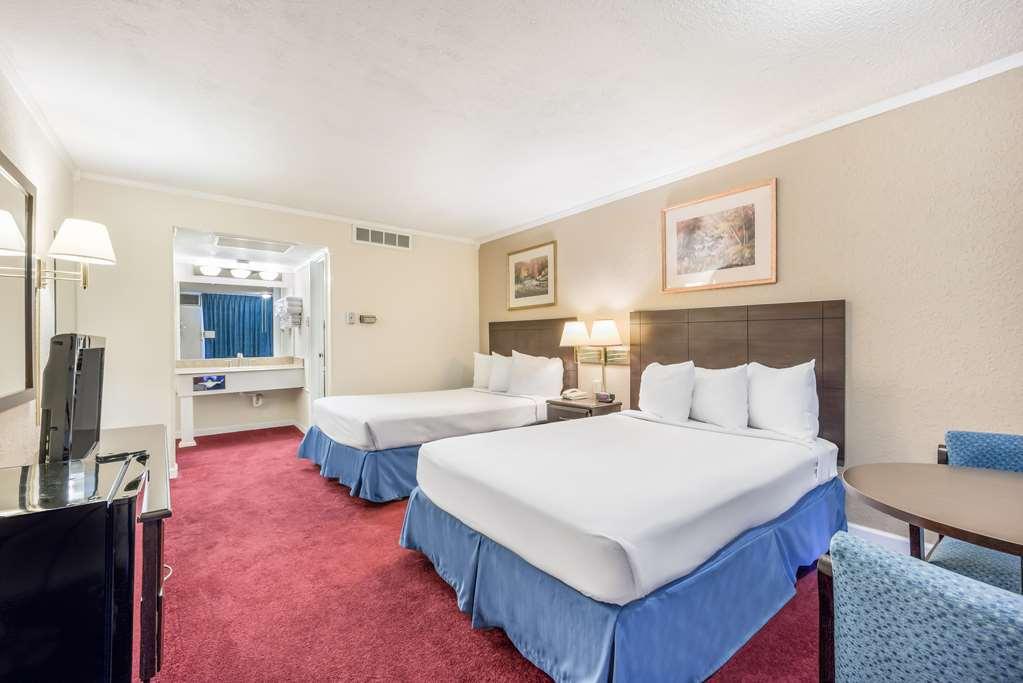 Americas Best Value Inn St. Joseph At I-29 Kamer foto