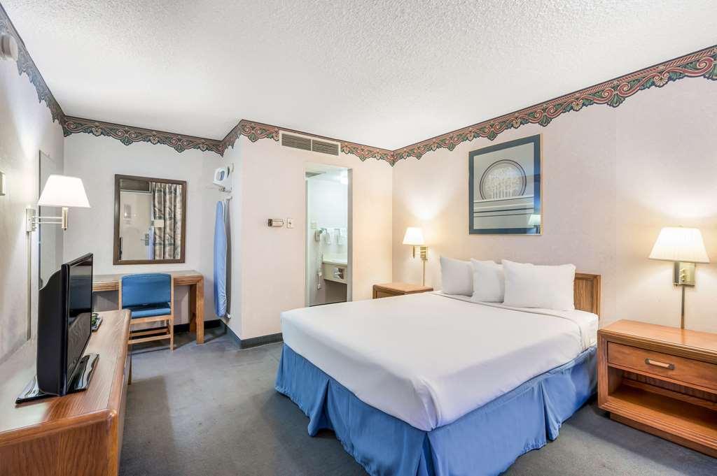 Americas Best Value Inn St. Joseph At I-29 Kamer foto