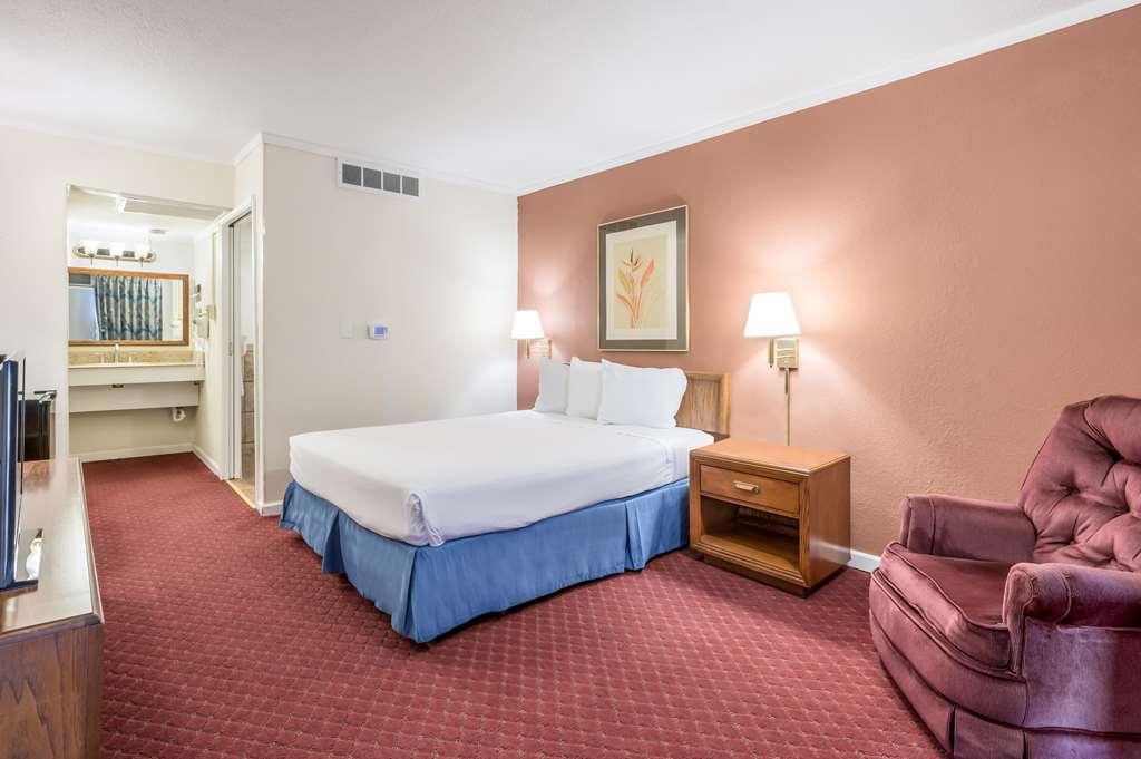 Americas Best Value Inn St. Joseph At I-29 Kamer foto