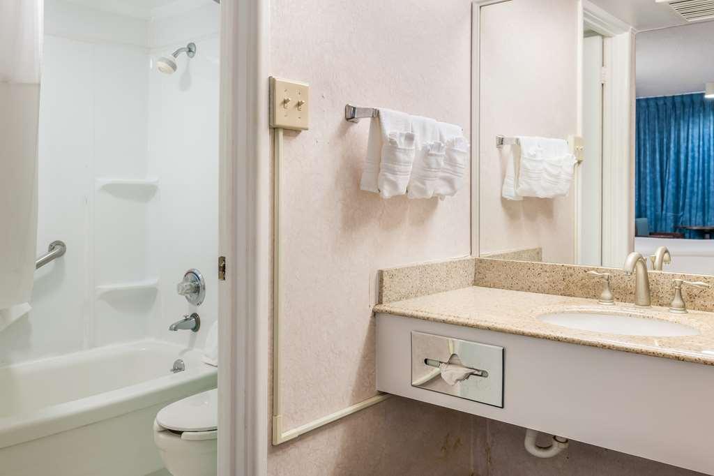 Americas Best Value Inn St. Joseph At I-29 Buitenkant foto