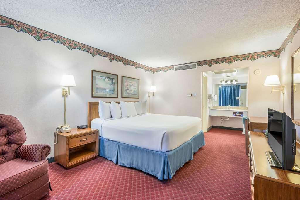 Americas Best Value Inn St. Joseph At I-29 Kamer foto