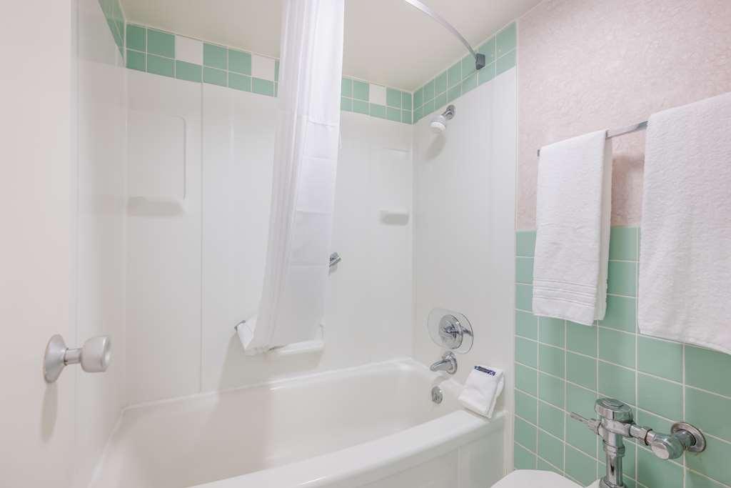 Americas Best Value Inn St. Joseph At I-29 Buitenkant foto