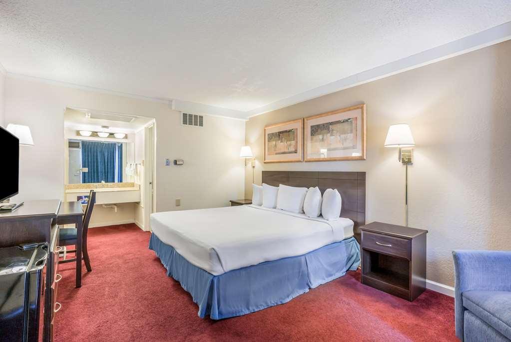 Americas Best Value Inn St. Joseph At I-29 Kamer foto