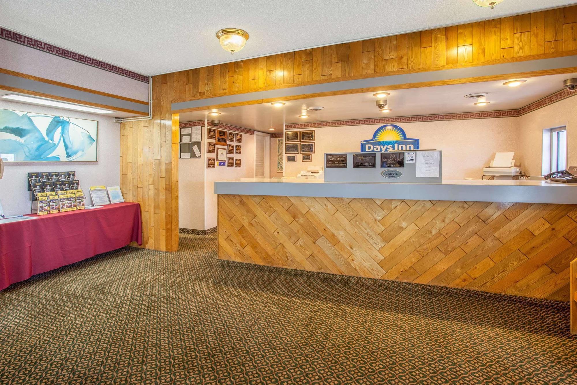 Americas Best Value Inn St. Joseph At I-29 Buitenkant foto