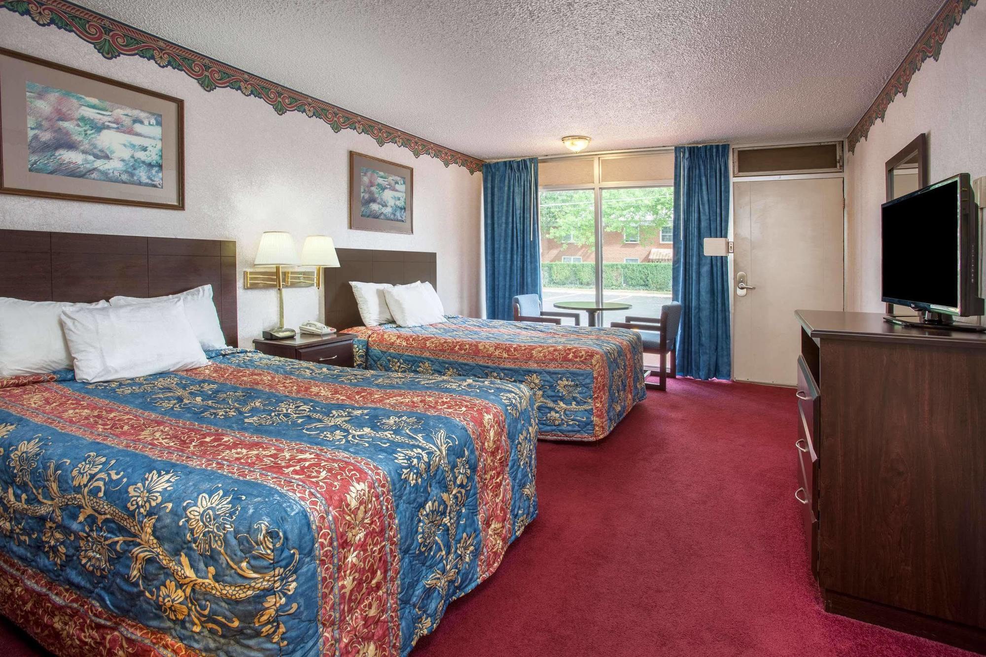 Americas Best Value Inn St. Joseph At I-29 Buitenkant foto