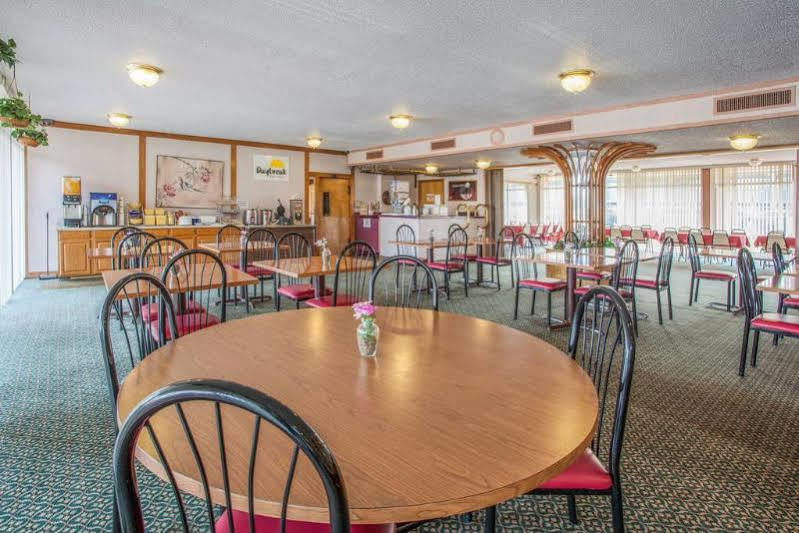 Americas Best Value Inn St. Joseph At I-29 Buitenkant foto